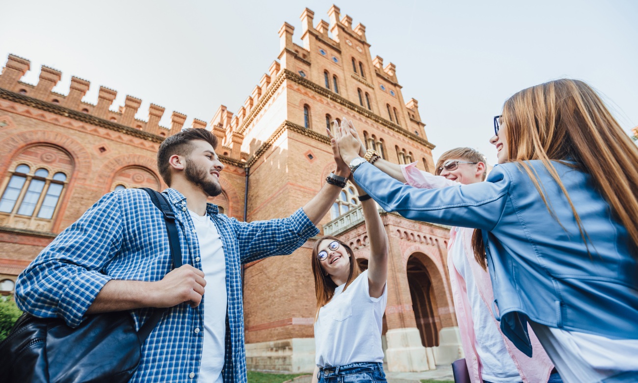 How to Choose the Right Education Program in London